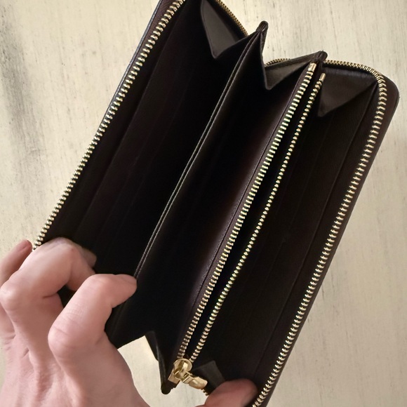 Louis Vuitton Checkered Brown Wallet - Picture 3 of 4